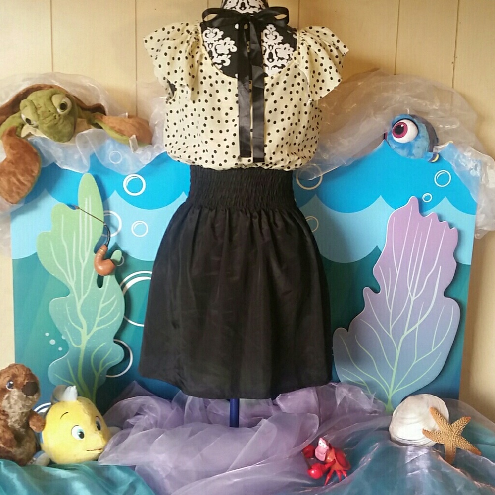Cream and black Polka-dot satin dress - Picture 4 of 7
